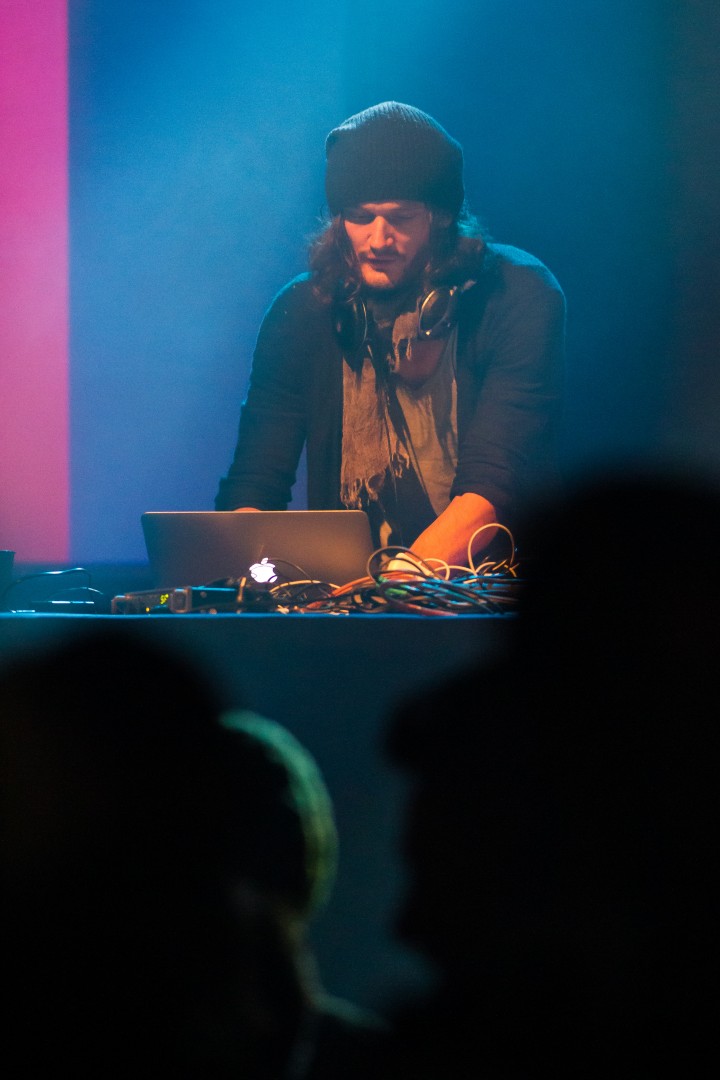 Apparat at Arenele Romane in Bucharest on December 15, 2012 (deb652ecfb)