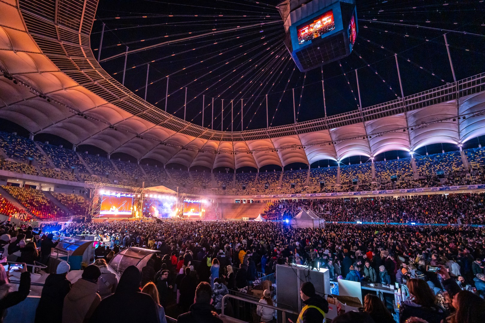 Armin Van Buuren at National Arena in Bucharest on March 12, 2022 (c89aaa3594)
