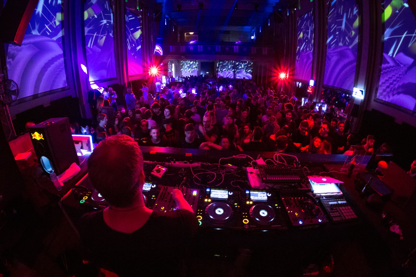 Ben Klock at Kristal Club in Bucharest on November 30, 2016 (100571bc07)