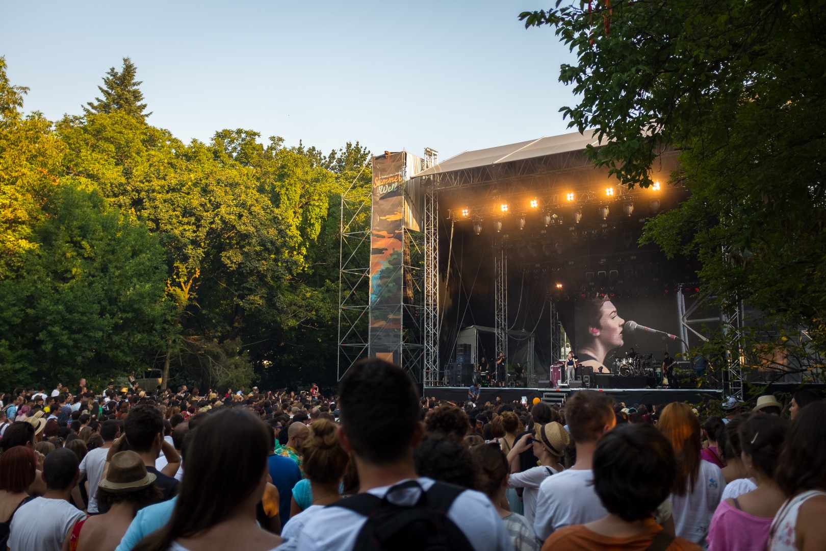 Chlöe Howl at Domeniul Stirbey in Buftea on August 9, 2014 (fcd704e991)