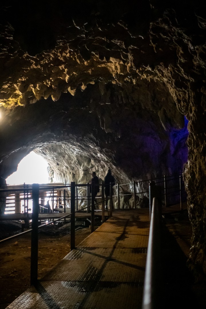 Dâmbovicioara Cave at Piatra Craiului Massif in Dambovicioara on April 17, 2022 (16754d96eb)