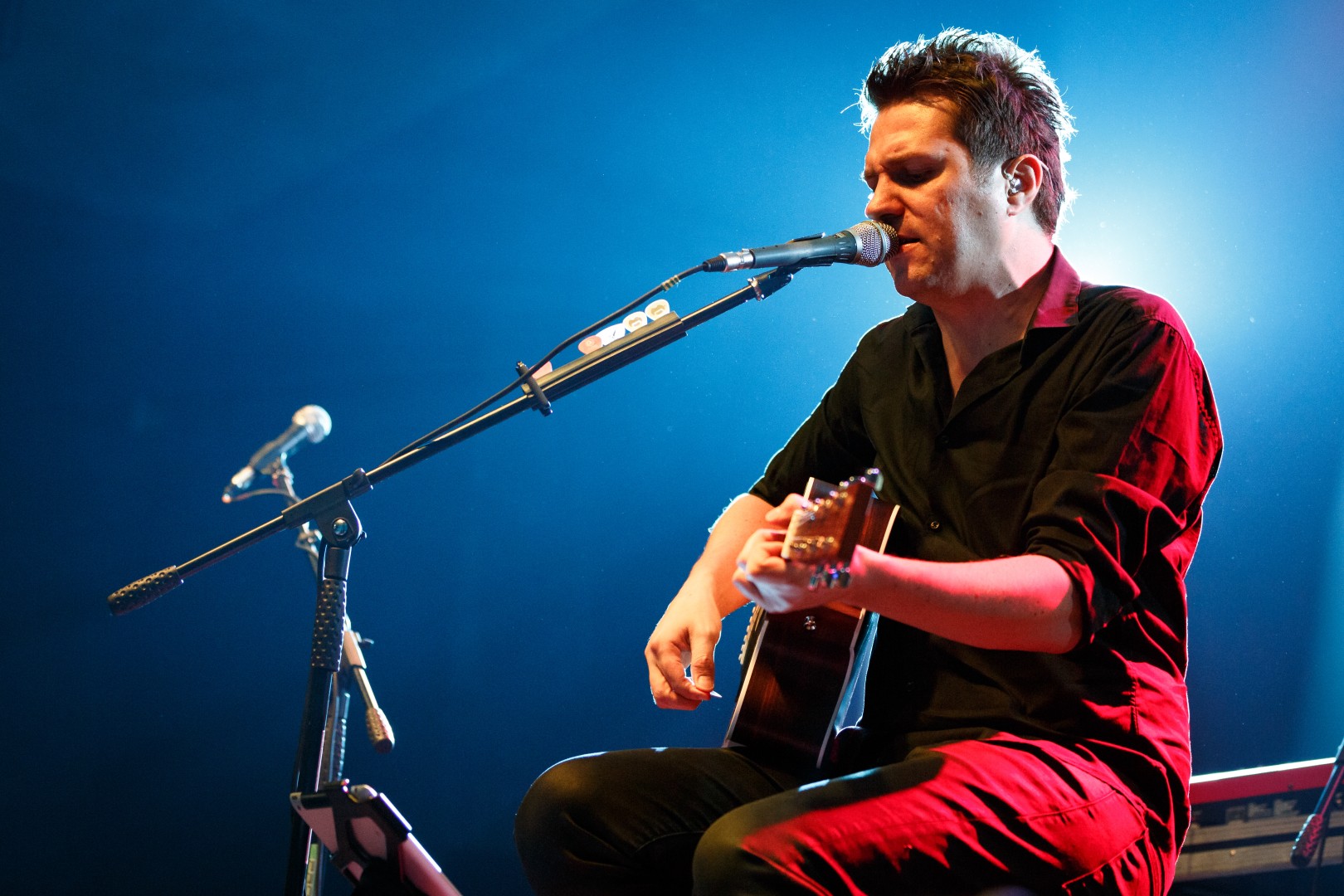 Dan Byron at Colectiv in Bucharest on April 16, 2015 (4a8e7fa0d3)