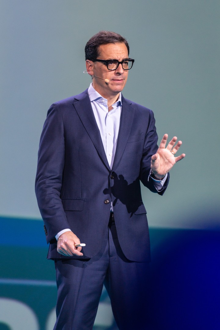 Daniel Pink at Romexpo in Bucharest on June 17, 2022 (d5fa40b702)