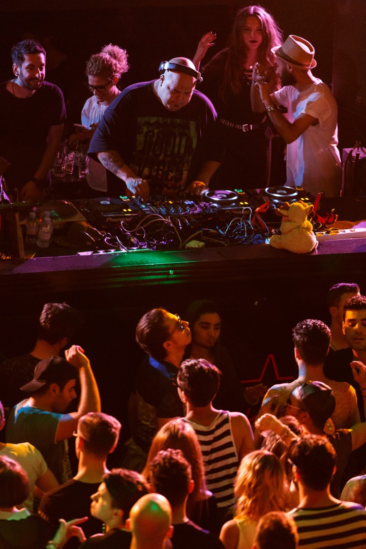 DJ Sneak at Kristal Club in Bucharest on May 29, 2016 (9e6b0da148)