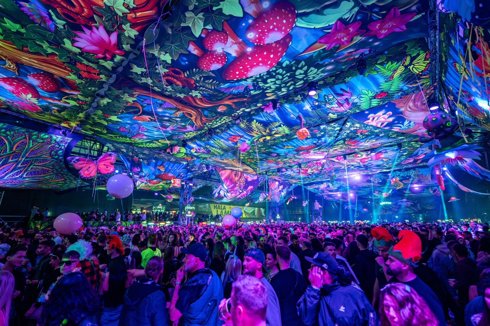 Elrow in Bucharest on November 18, 2023 (23c1d7a3f6)