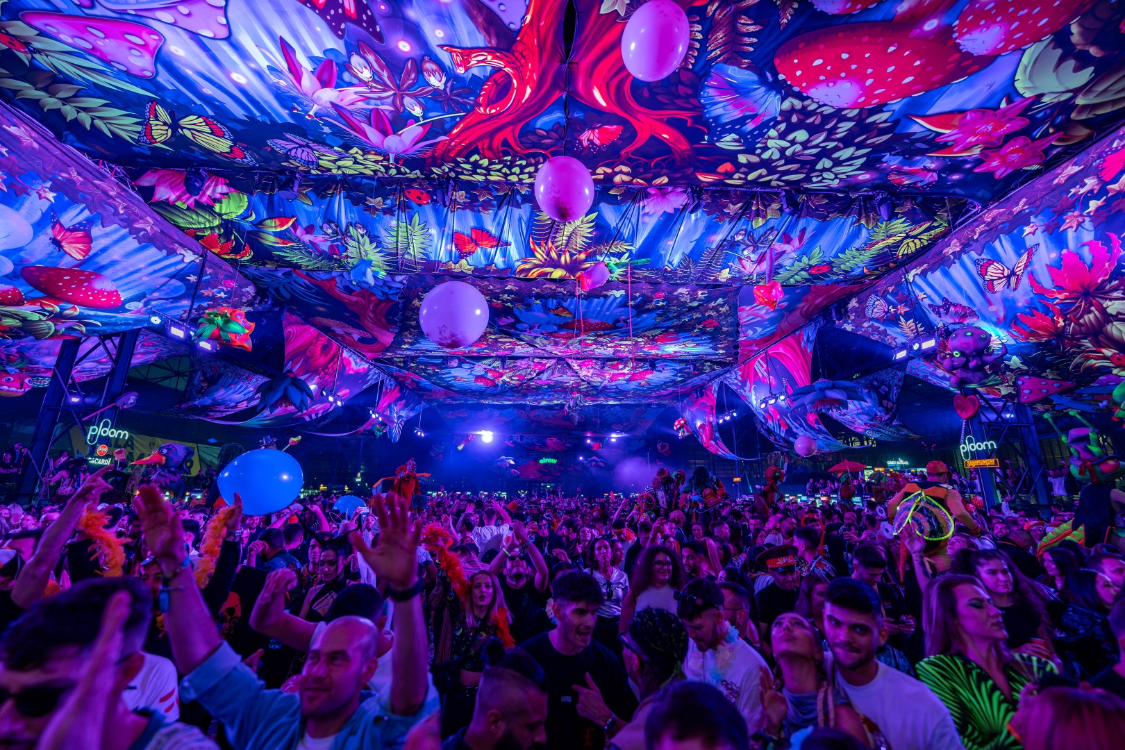 Elrow in Bucharest on November 18, 2023 (ef1a6e4039)