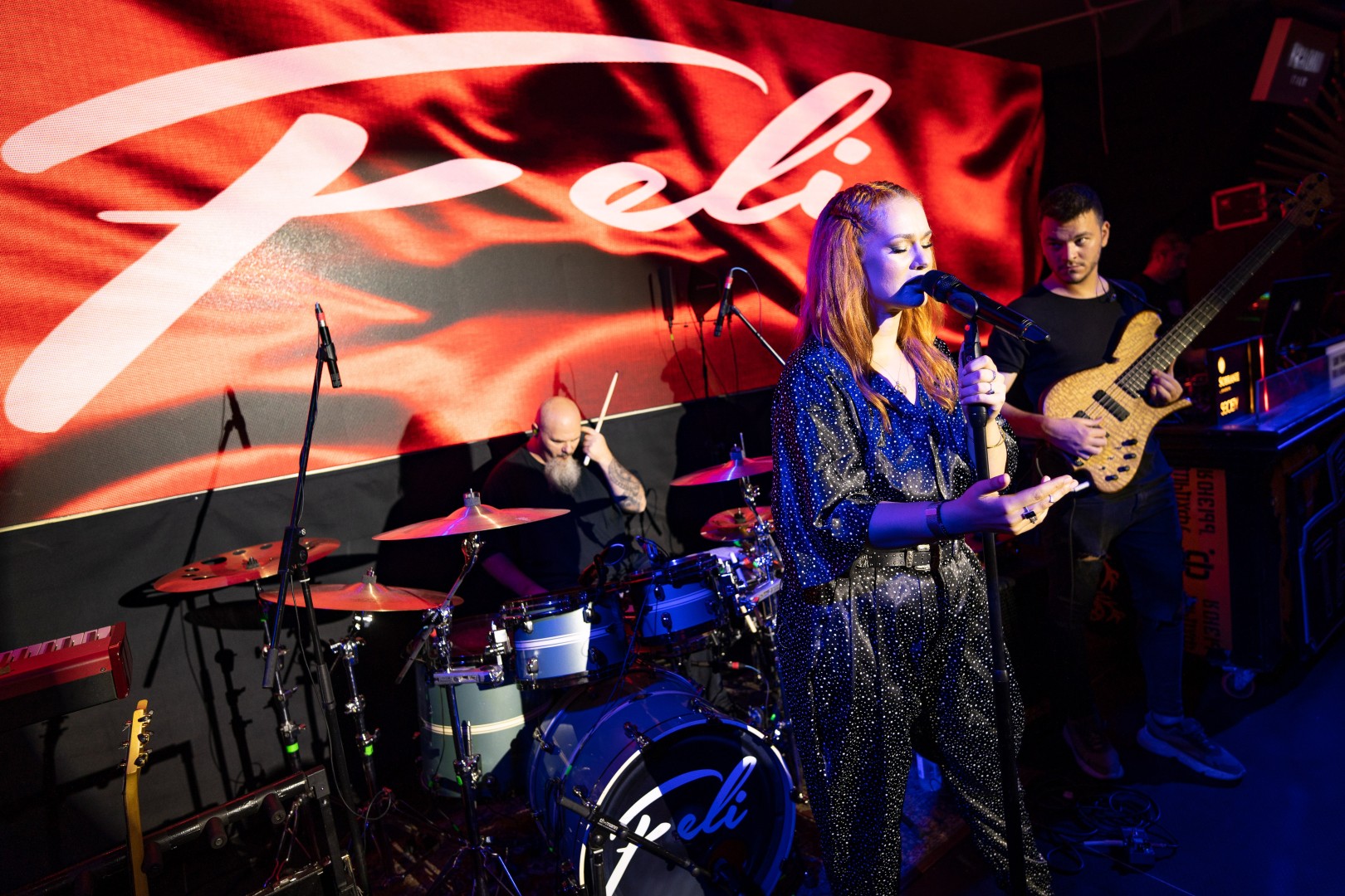 Feli at Fratelli Beach & Ristorante in Mamaia on July 29, 2022 (ca9f338ffe)