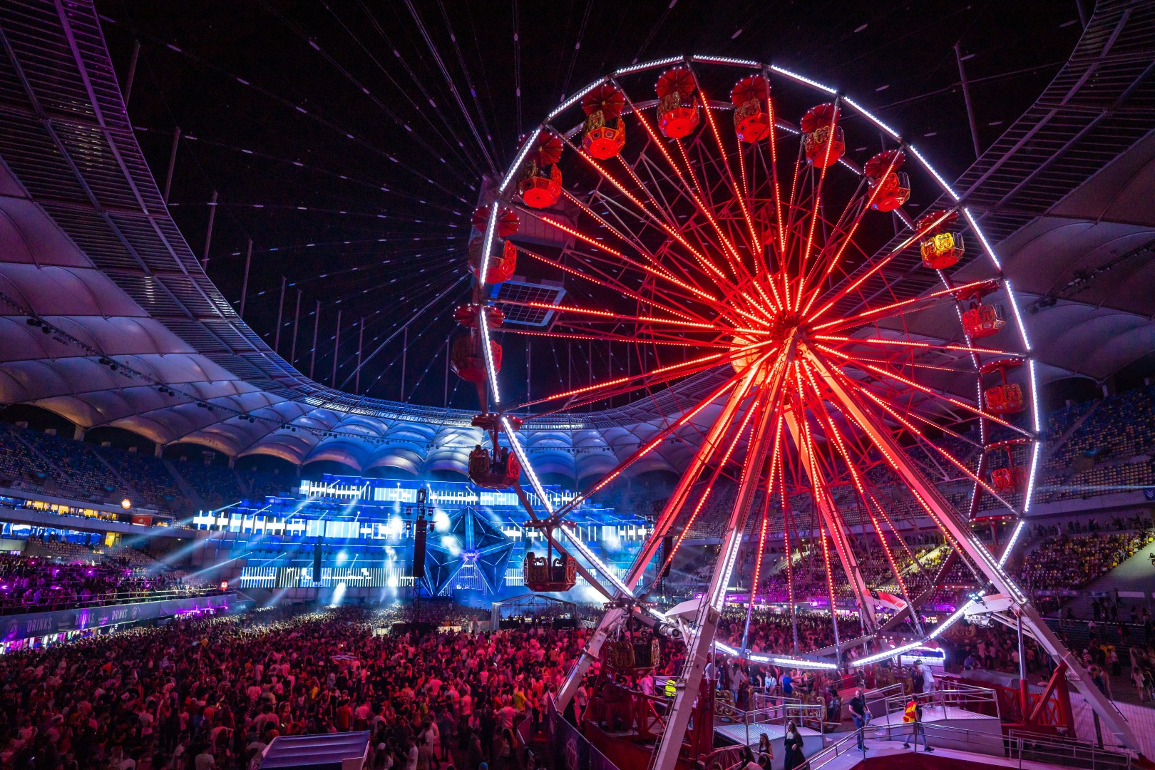 Ferris Wheel at National Arena in Bucharest on June 4, 2022 (76f96ec5e3)