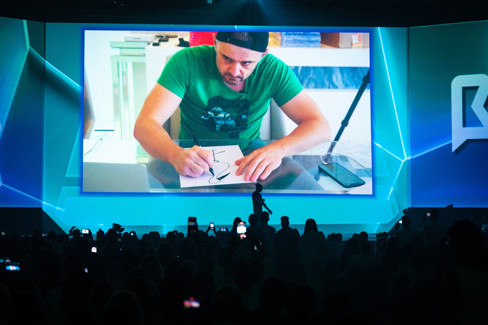 Gary Vaynerchuk at Romexpo in Bucharest on June 16, 2022 (a1f6802f2e)