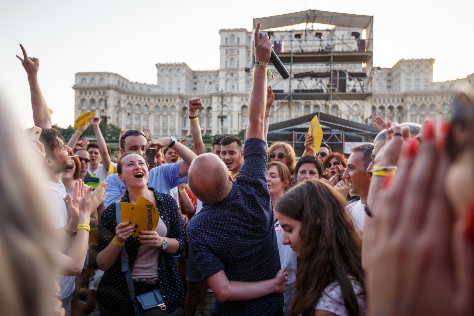 Grimus at PiaÈ›a ConstituÈ›iei in Bucharest on June 20, 2016 (92fab92498)