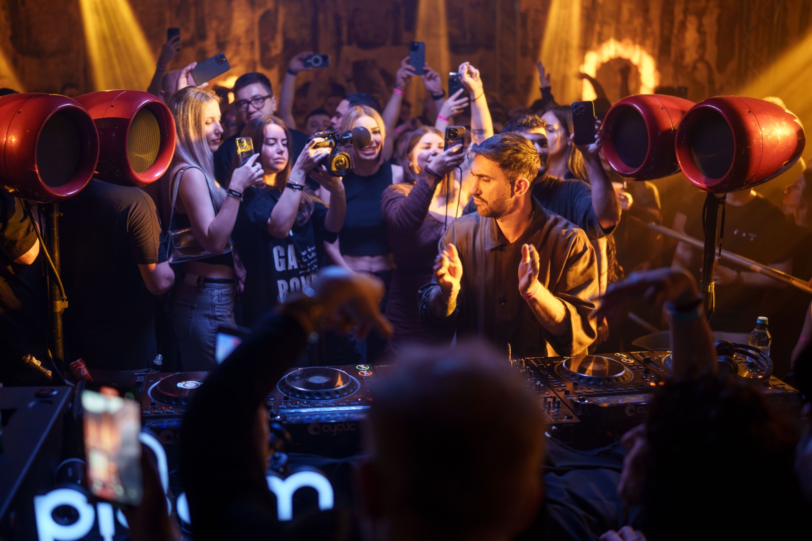 Hot Since 82 in Bucharest on January 11, 2024 (cab0fedd1a)