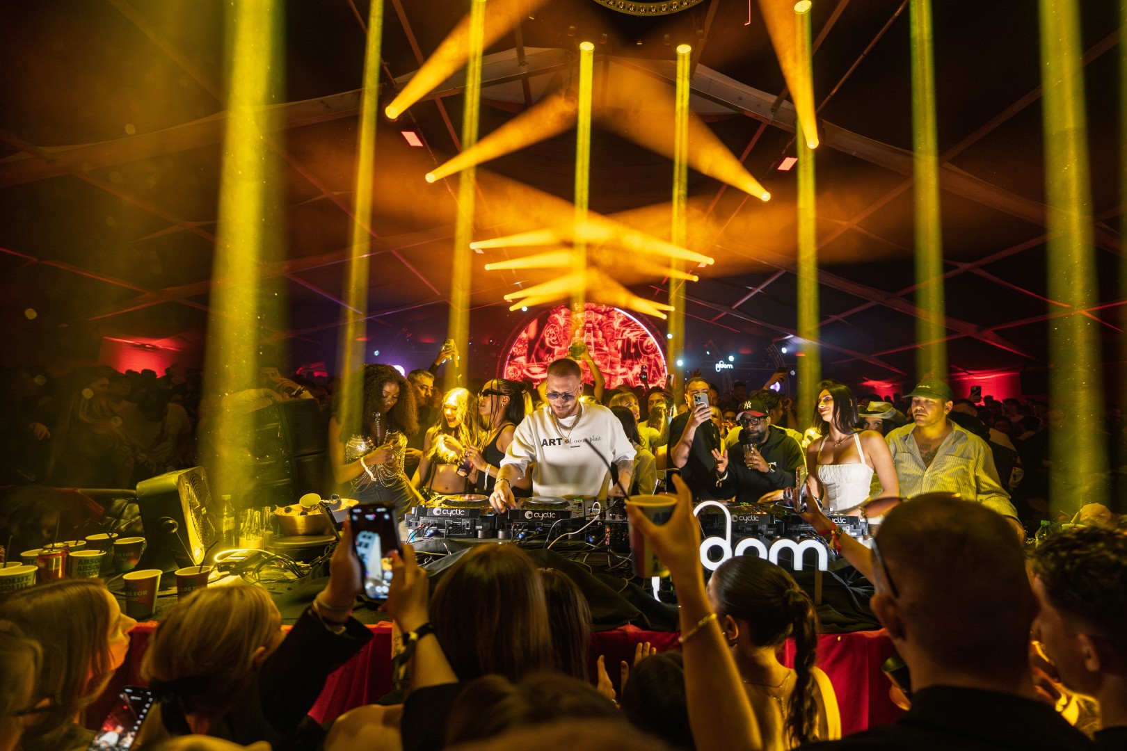 Hugel in Mamaia on May 2, 2025 (5428397e57)