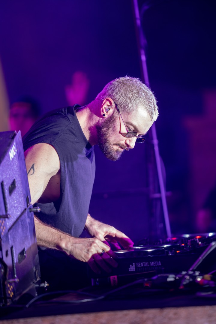 James Hype in Mamaia on May 2, 2025 (6304ab57cc)