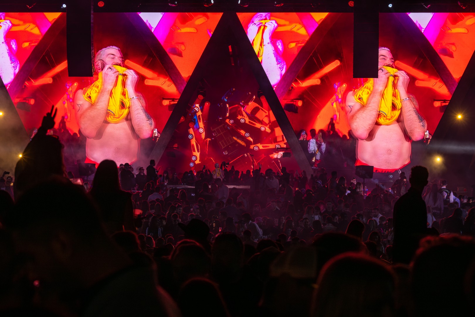 James Hype in Mamaia on May 2, 2025 (c10e4b5afc)