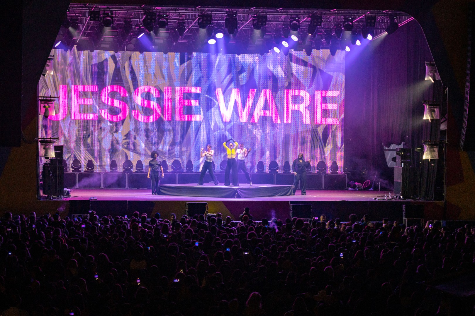 Jessie Ware at Mogoșoaia Palace in Mogosoaia on September 3, 2022 (35f2eb7d40)