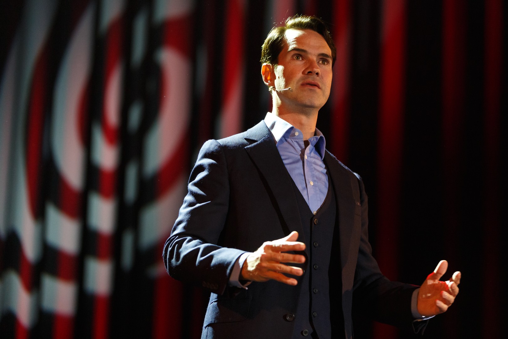 Jimmy Carr at Sala Palatului in Bucharest on June 3, 2015 (51f2ddfea2)