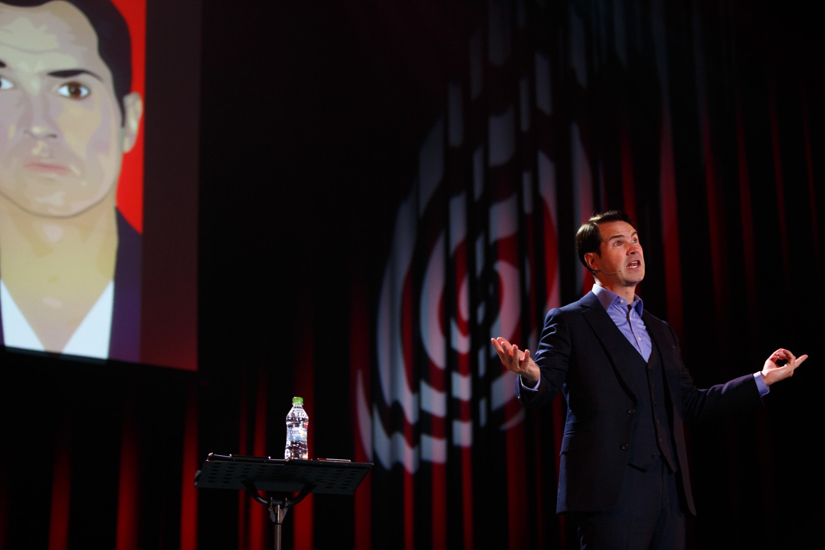 Jimmy Carr at Sala Palatului in Bucharest on June 3, 2015 (edd43ce867)