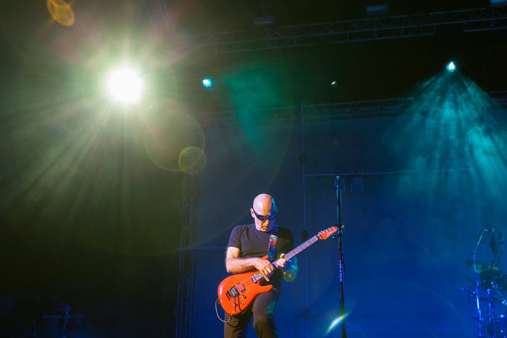 Joe Satriani at Sala Palatului in Bucharest on May 20, 2013 (09943631f7)