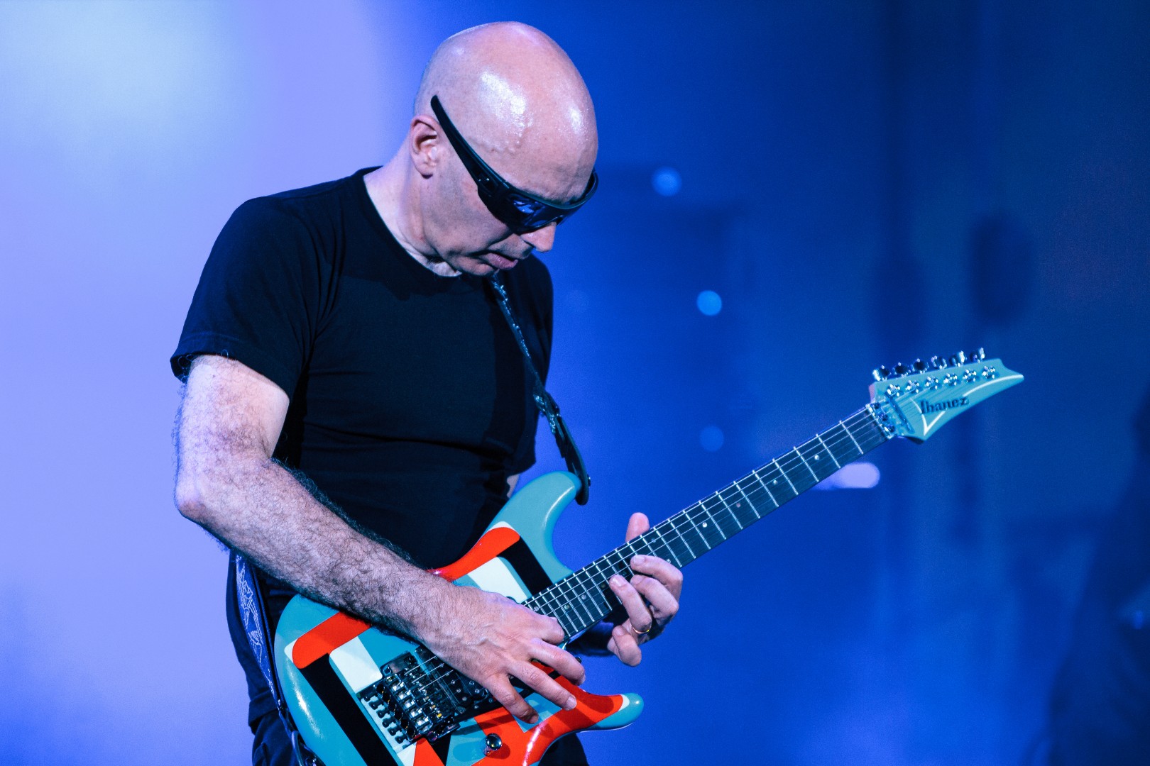 Joe Satriani at Sala Palatului in Bucharest on May 20, 2013 (a8010f9088)