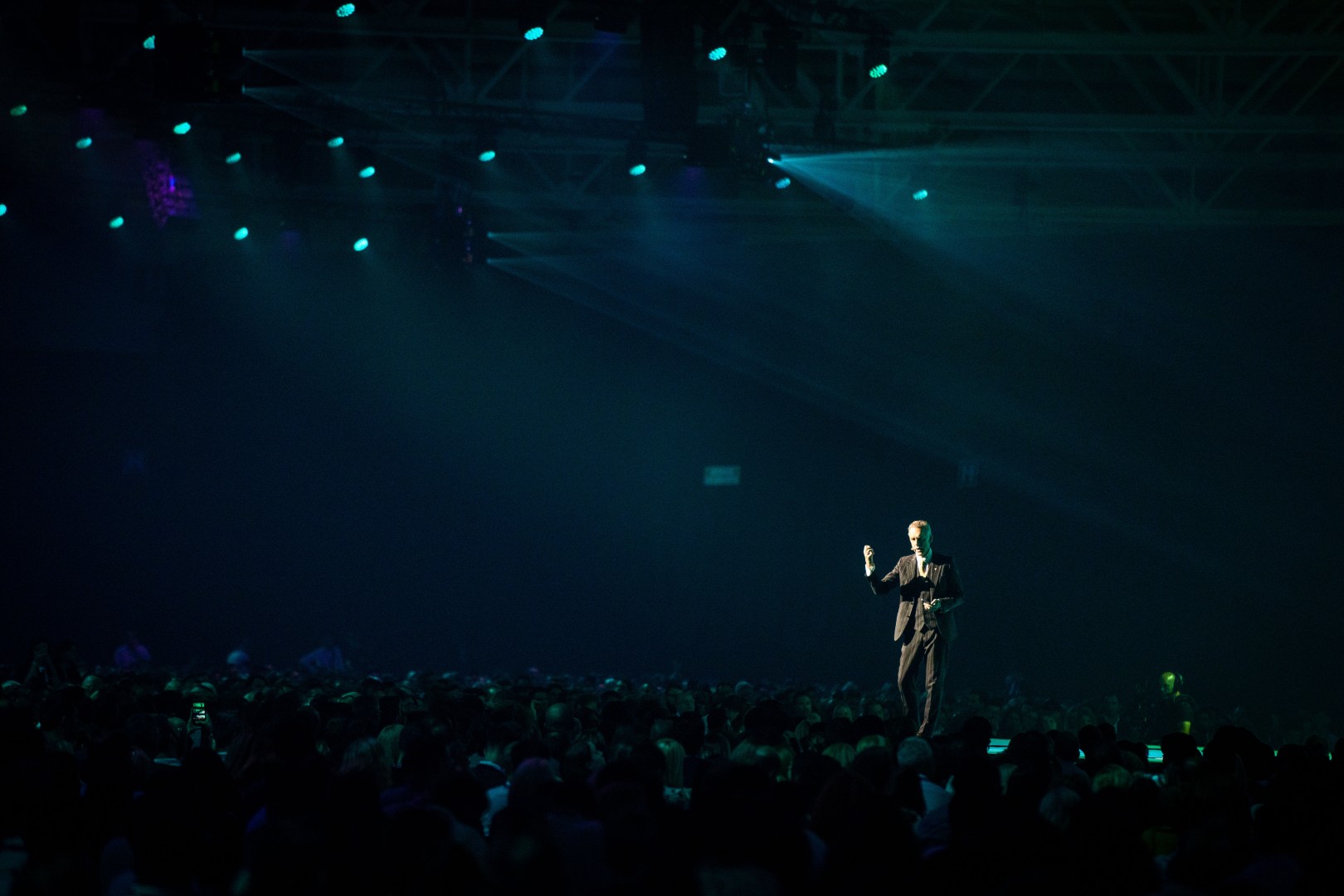 Jordan B. Peterson at Romexpo in Bucharest on June 16, 2022 (f1c79af065)