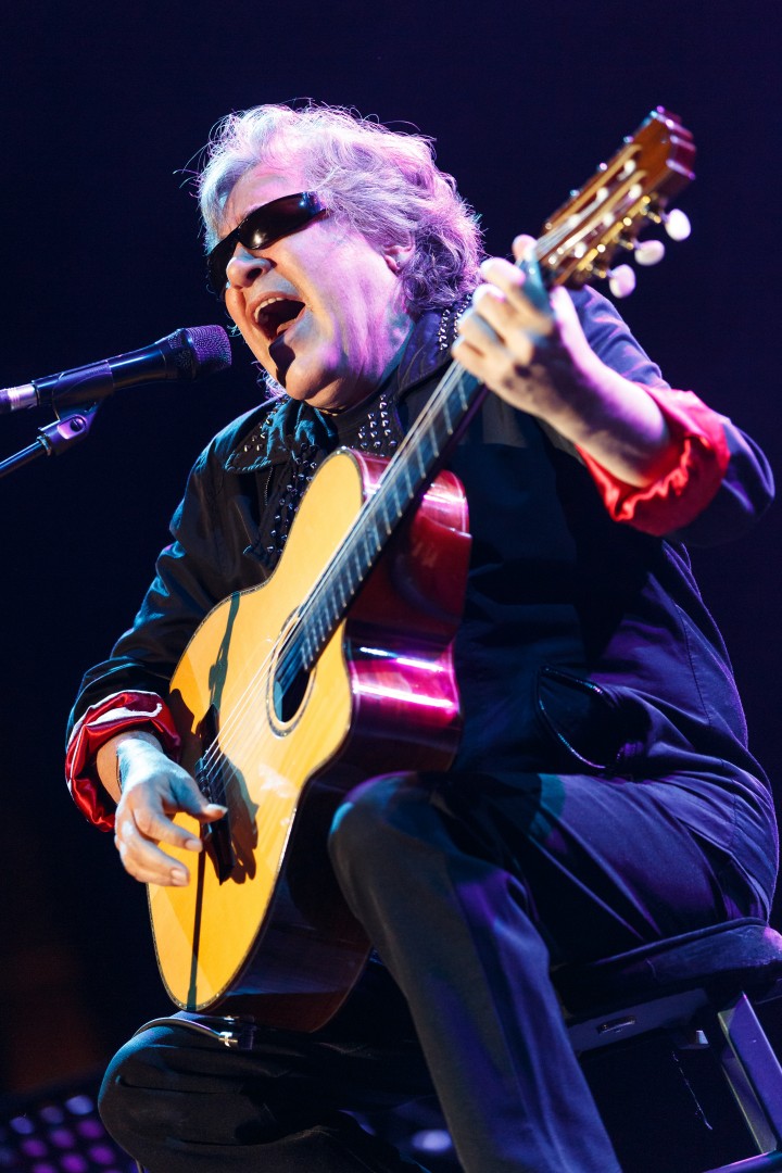 JosÃ© Feliciano at Sala Palatului in Bucharest on March 16, 2015 (2cdae04759)