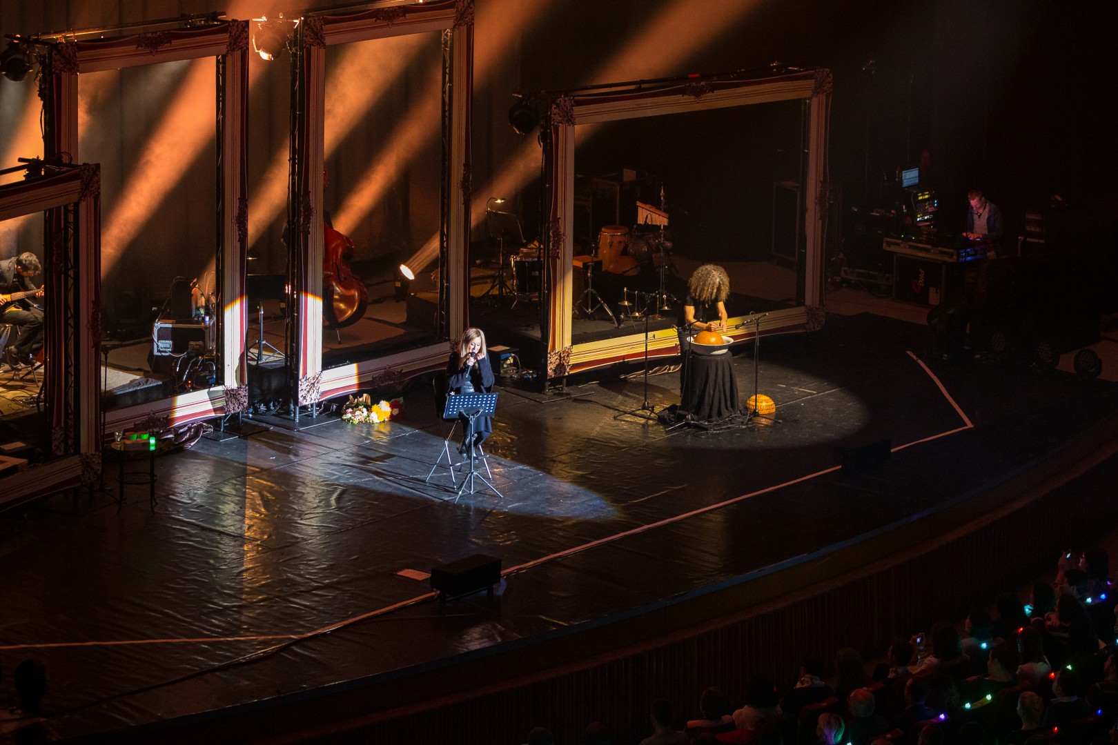 Lara Fabian at Sala Palatului in Bucharest on October 20, 2014 (dc90c41053)