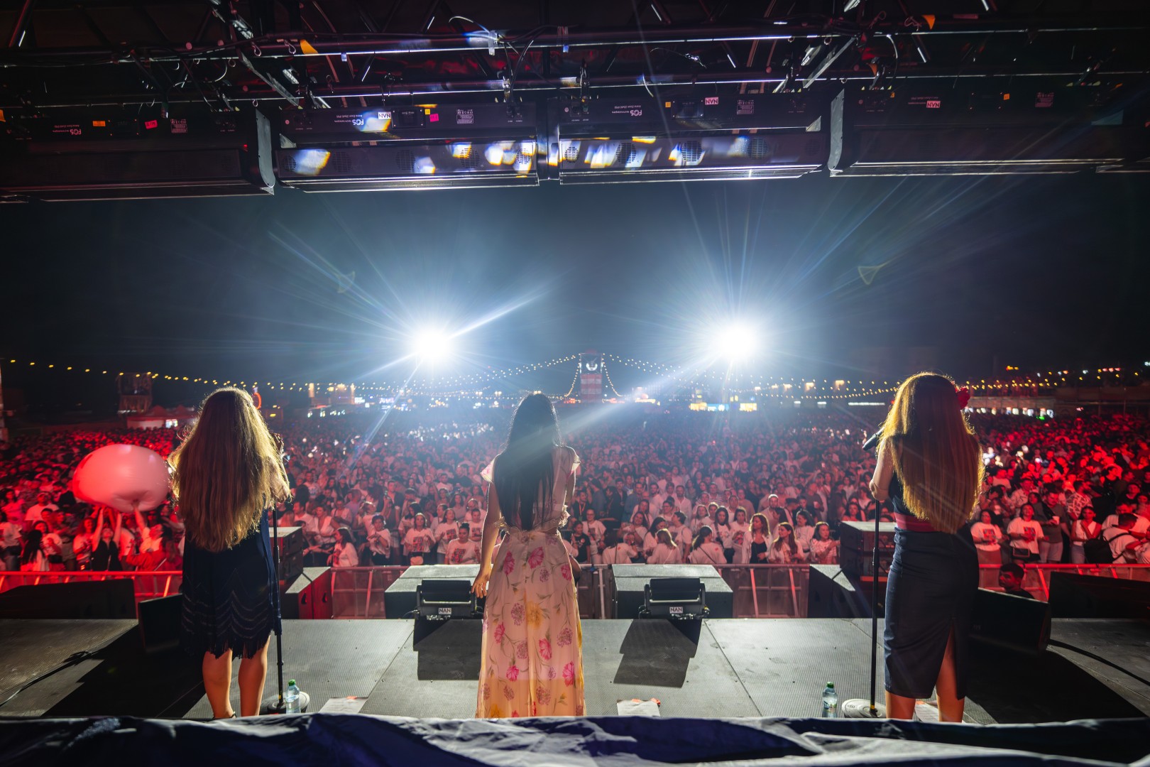 Las Ketchup in Mamaia on August 30, 2025 (4e706812cf)