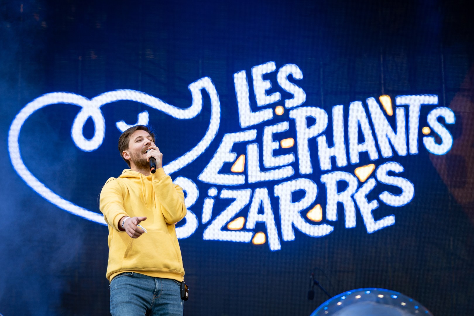 Les Elephants Bizarres at National Arena in Bucharest on March 11, 2022 (661f0e2b74)