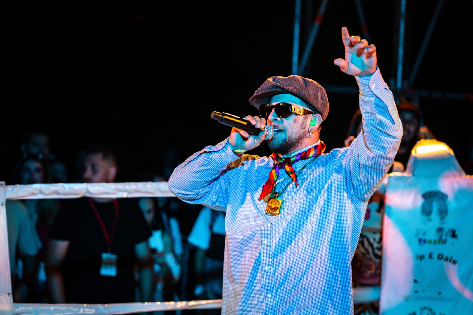 Macanache at Parcul Izvor in Bucharest on June 24, 2022 (71037ad38e)