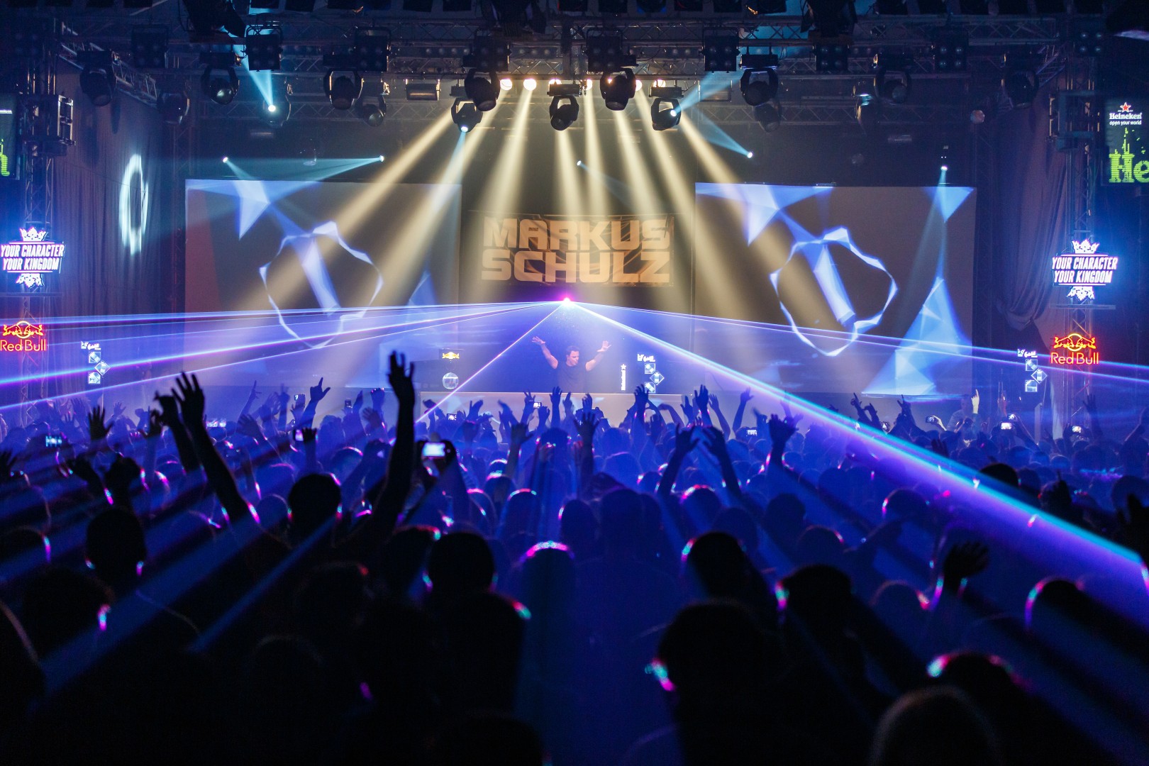 Markus Schulz at Arenele Romane in Bucharest on February 8, 2015 (c4afd503cb)