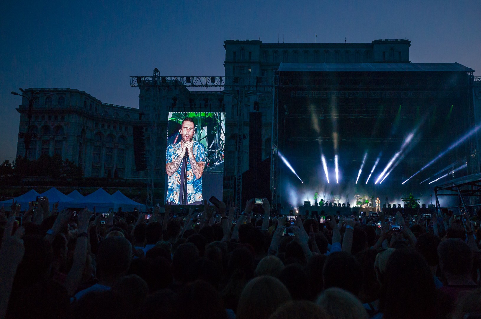 Maroon 5 at Piața Constituției in Bucharest on June 22, 2014 (c3901d2554)