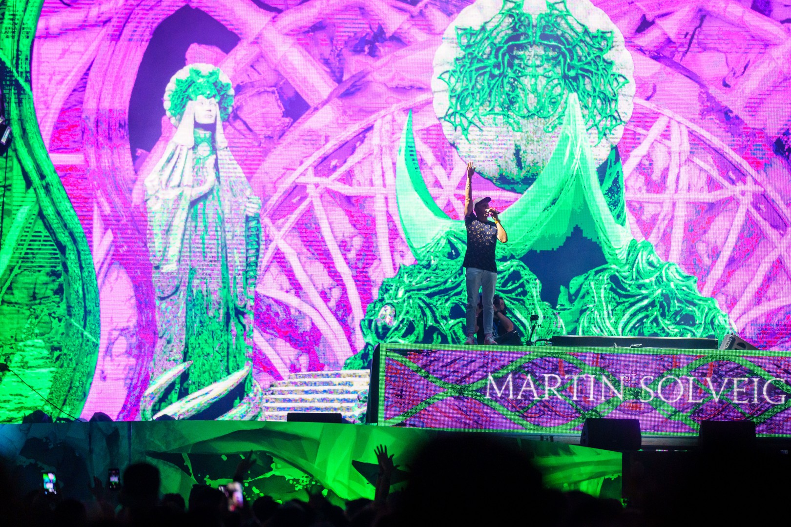 Martin Solveig at Cluj Arena in Cluj-Napoca on September 12, 2021 (c1b7a4f5fb)