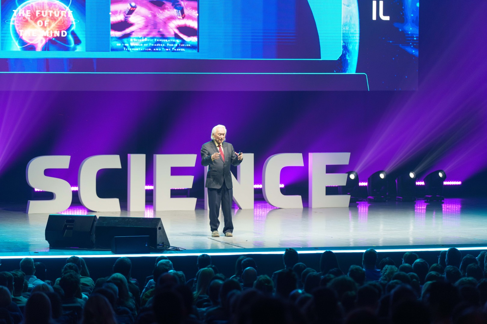 Michio Kaku in Bucharest on October 21, 2024 (5c4320cc0f)