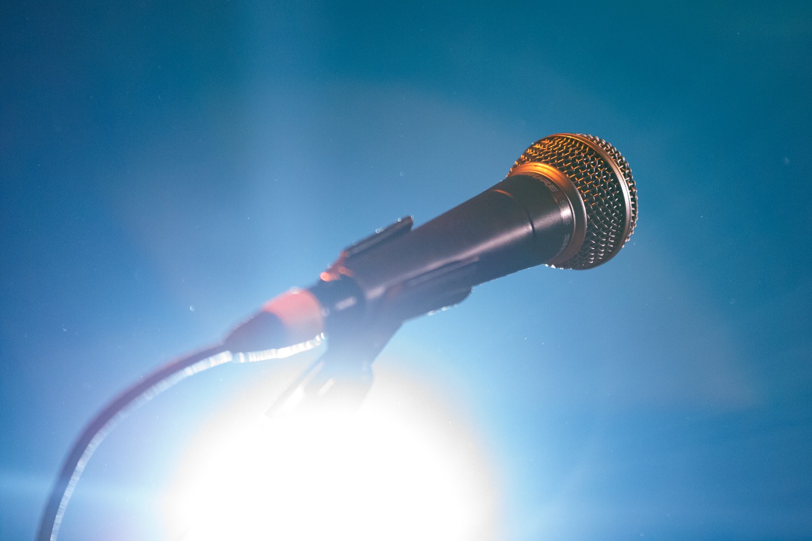 Microphone at Colectiv in Bucharest on April 16, 2015 (d89f9b3c01)