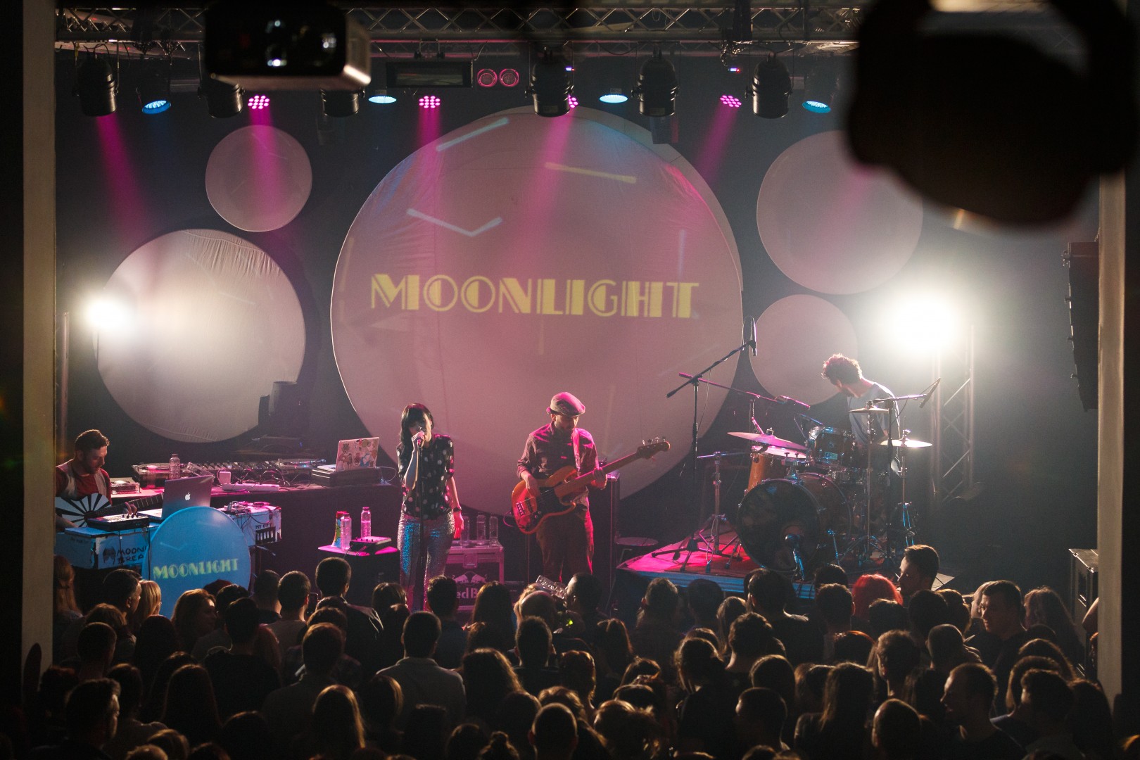 Moonlight Breakfast at Colectiv in Bucharest on April 4, 2015 (0cff0599c5)