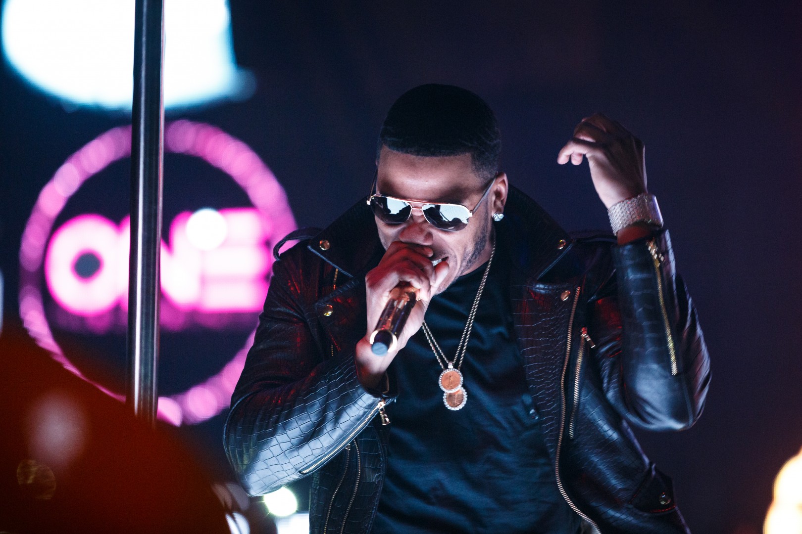 Nelly at Club One in Bucharest on April 3, 2015 (0c375a4635)