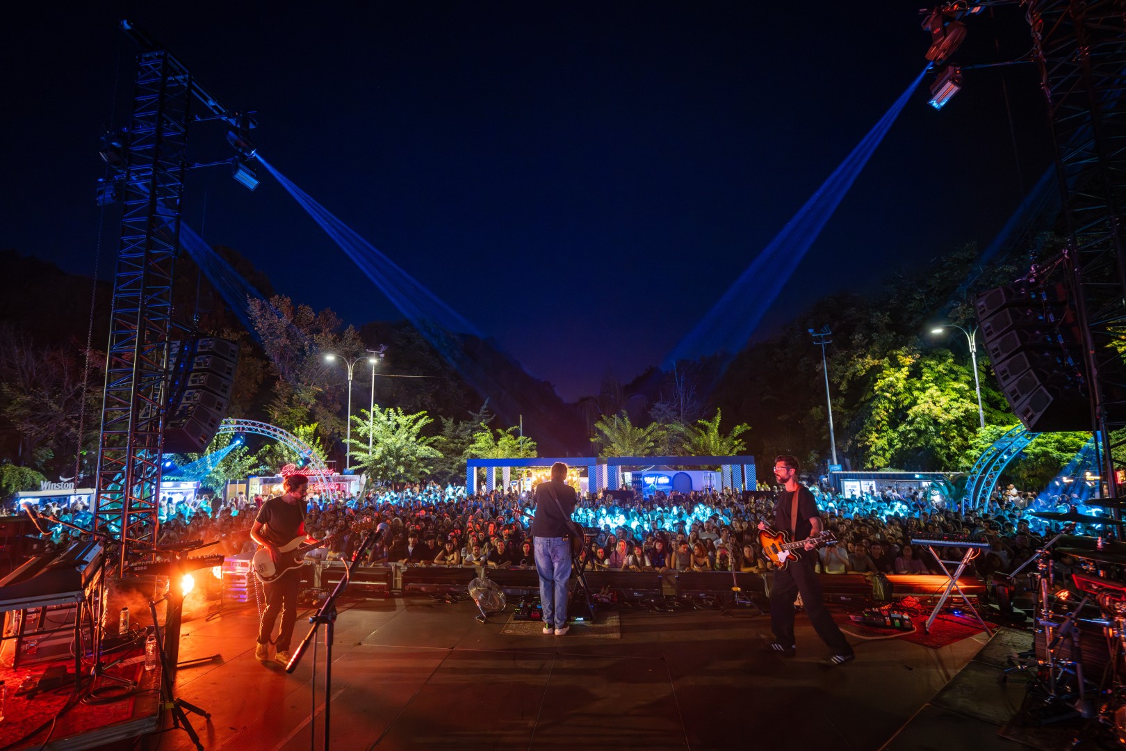 Om La Lună in Bucharest on September 7, 2025 (c65779582c)
