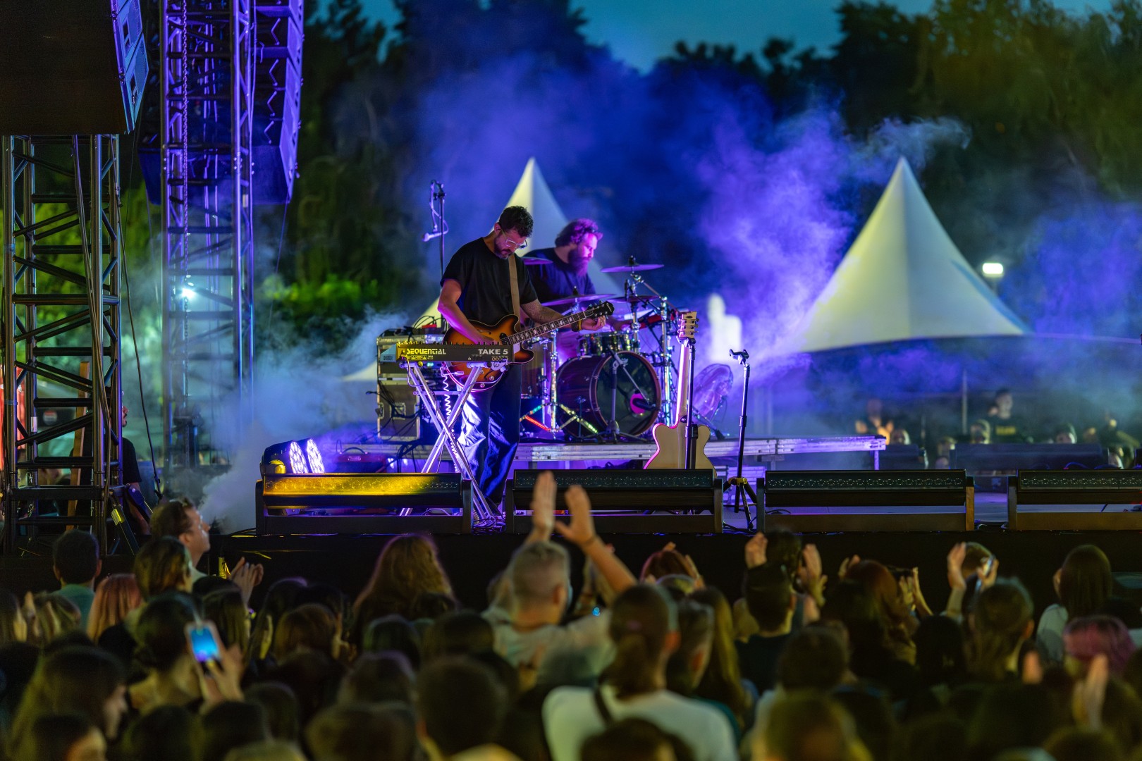 Om La Lună in Bucharest on September 7, 2025 (ed2ac07dd7)