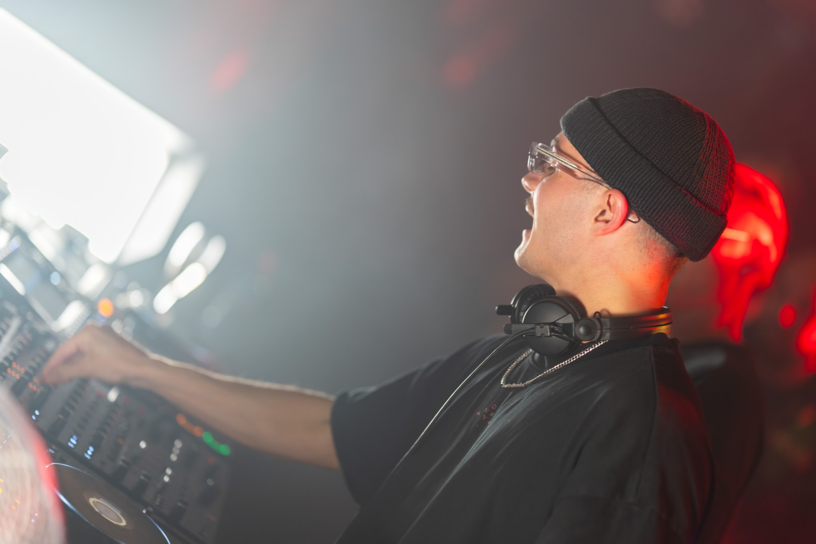 ONFAYA in Bucharest on October 26, 2025 (83643c411f)