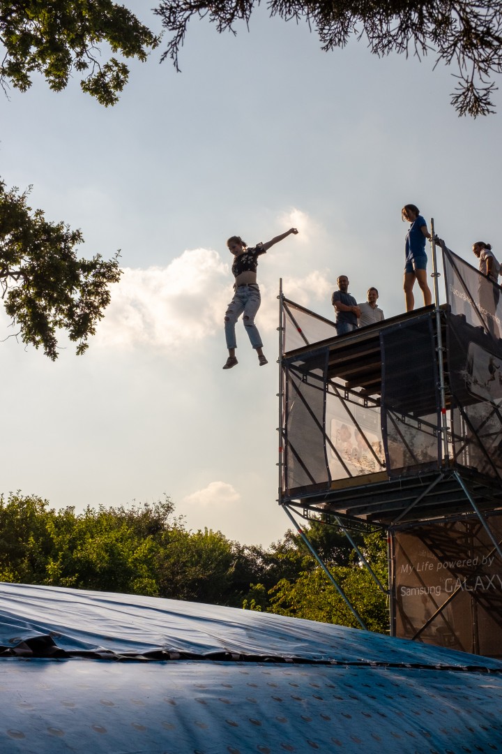 People at Domeniul Stirbey in Buftea on August 10, 2014 (2a291a7565)