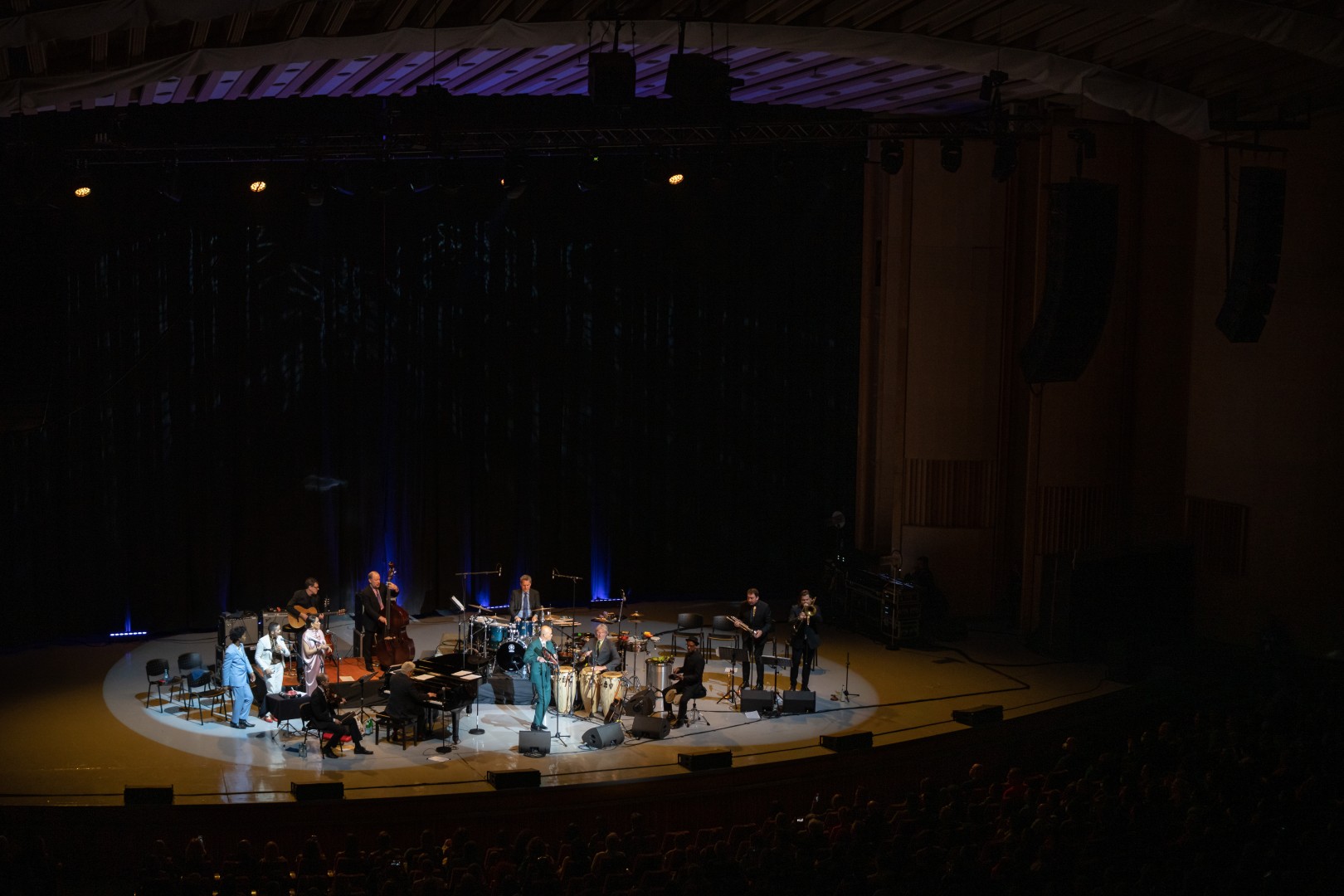 Pink Martini at Sala Palatului in Bucharest on April 9, 2022 (a4766276fb)