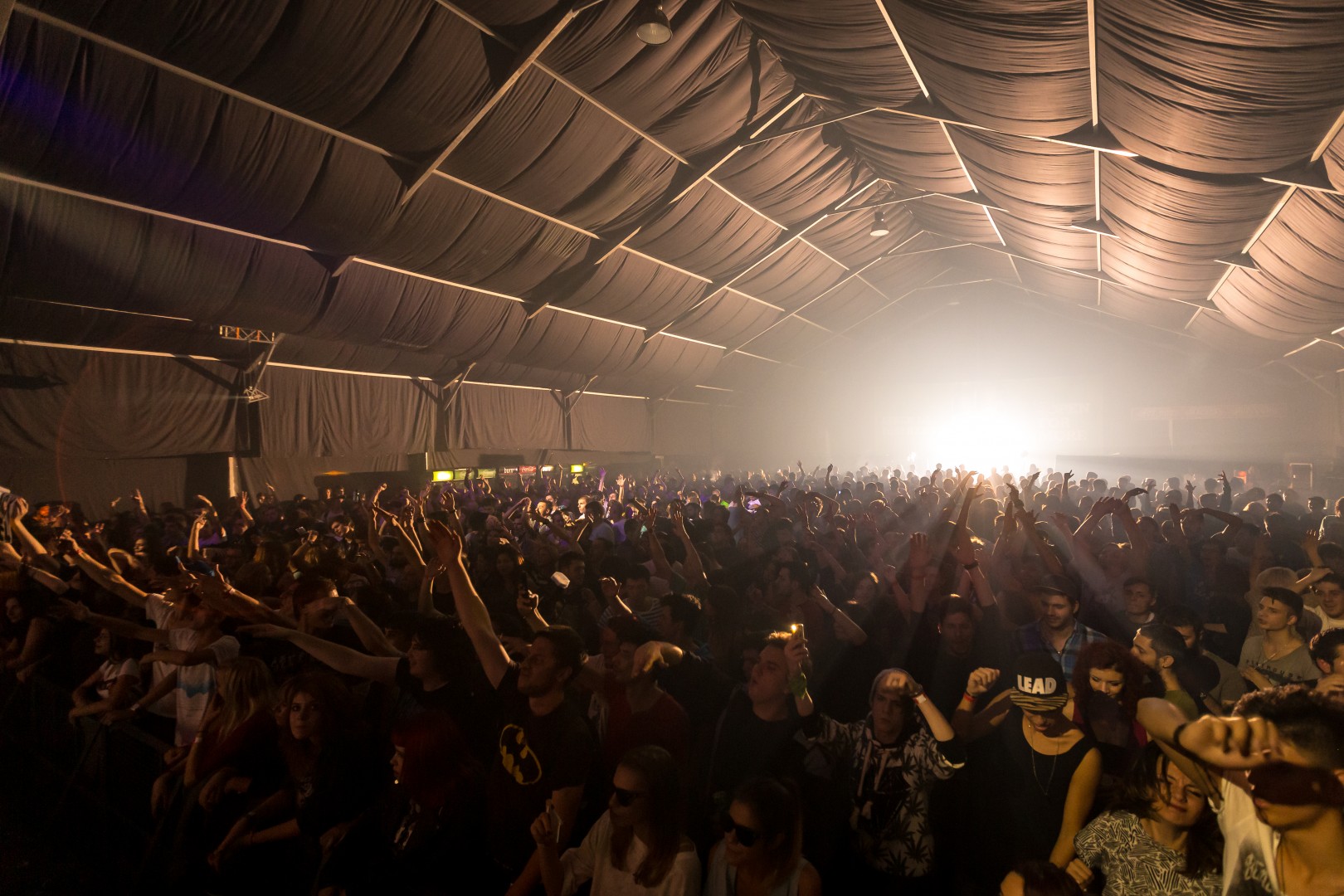 Public at Arenele Romane in Bucharest on October 19, 2014 (7fd79649c9)