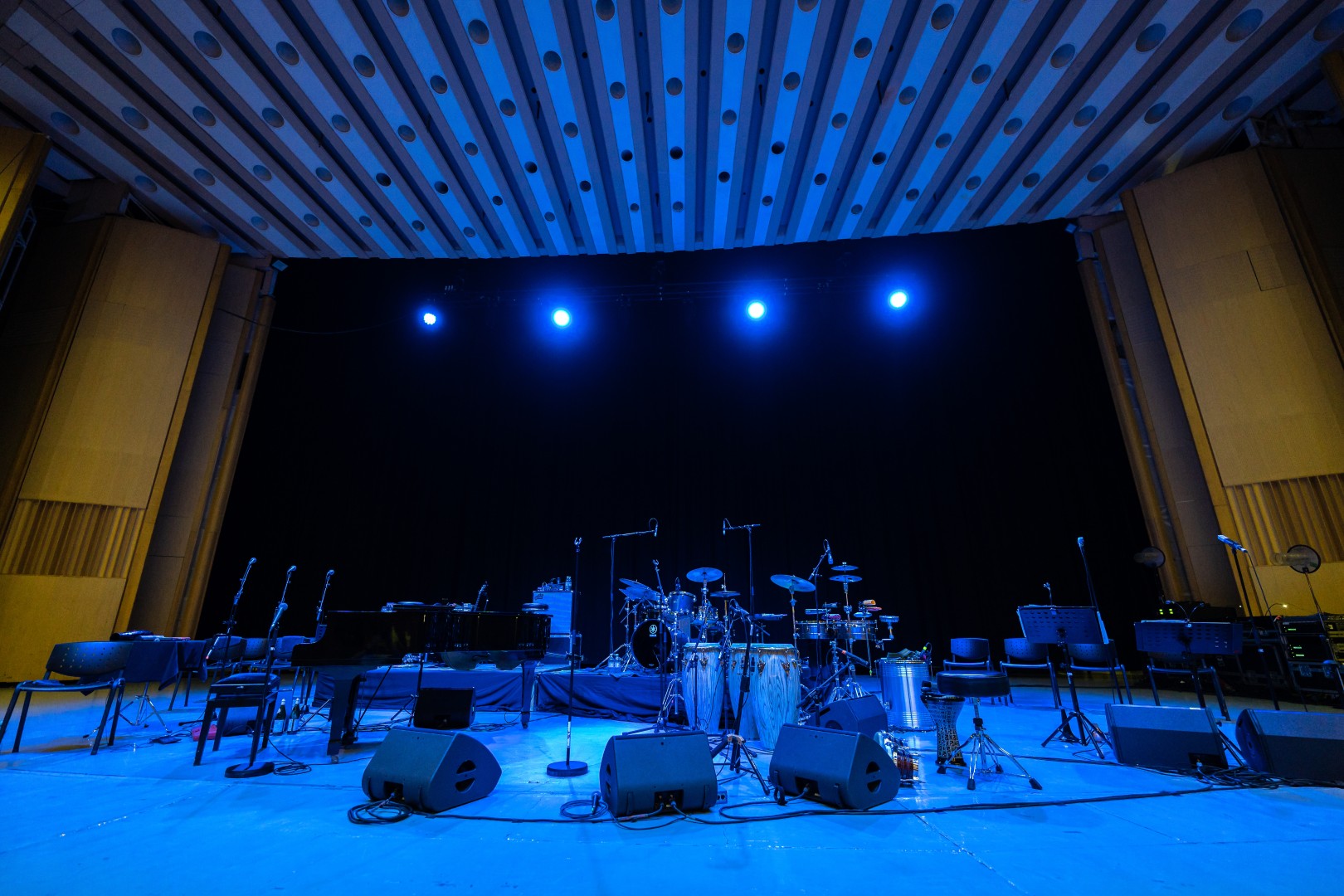 Stage at Sala Palatului in Bucharest on April 9, 2022 (b4c403f291)