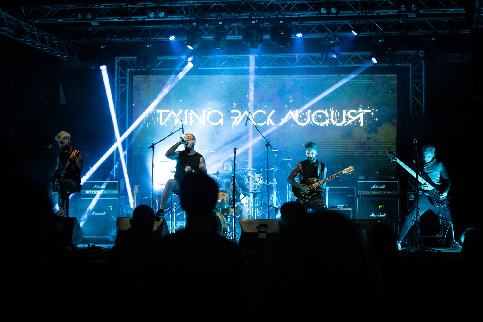Taking Back August at Quantic in Bucharest on October 2, 2022 (28519186ec)
