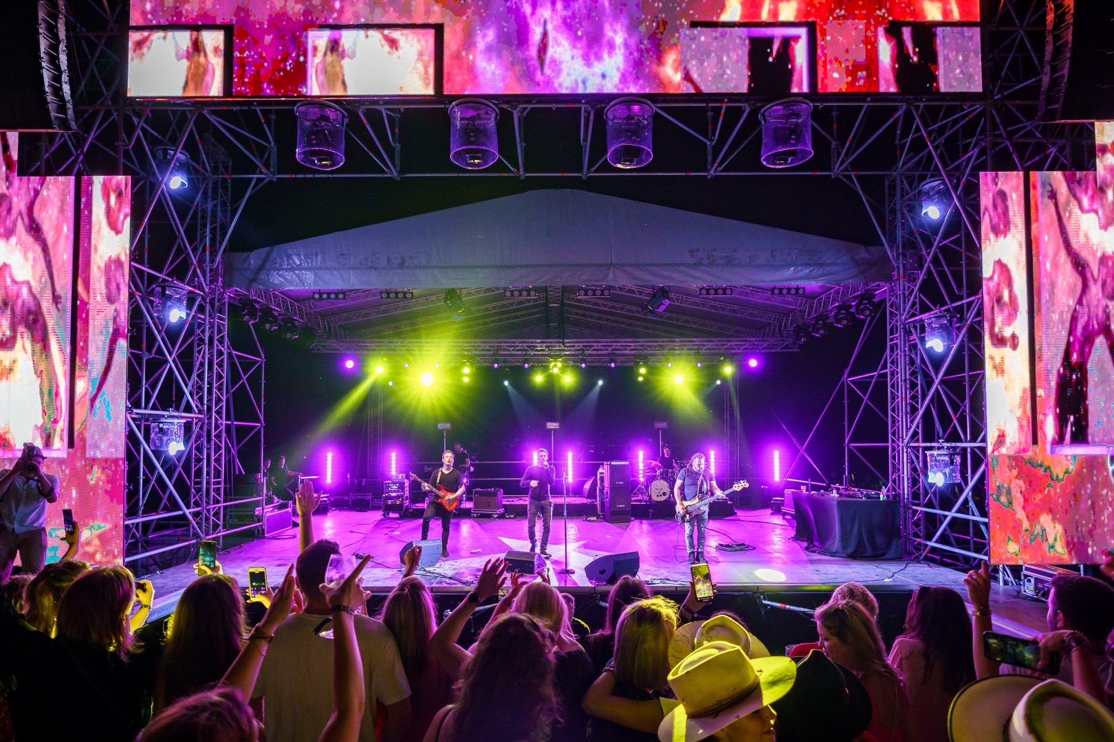 The Motans at Crama Rasova in Cernavoda on June 25, 2021 (5ae02eb434)