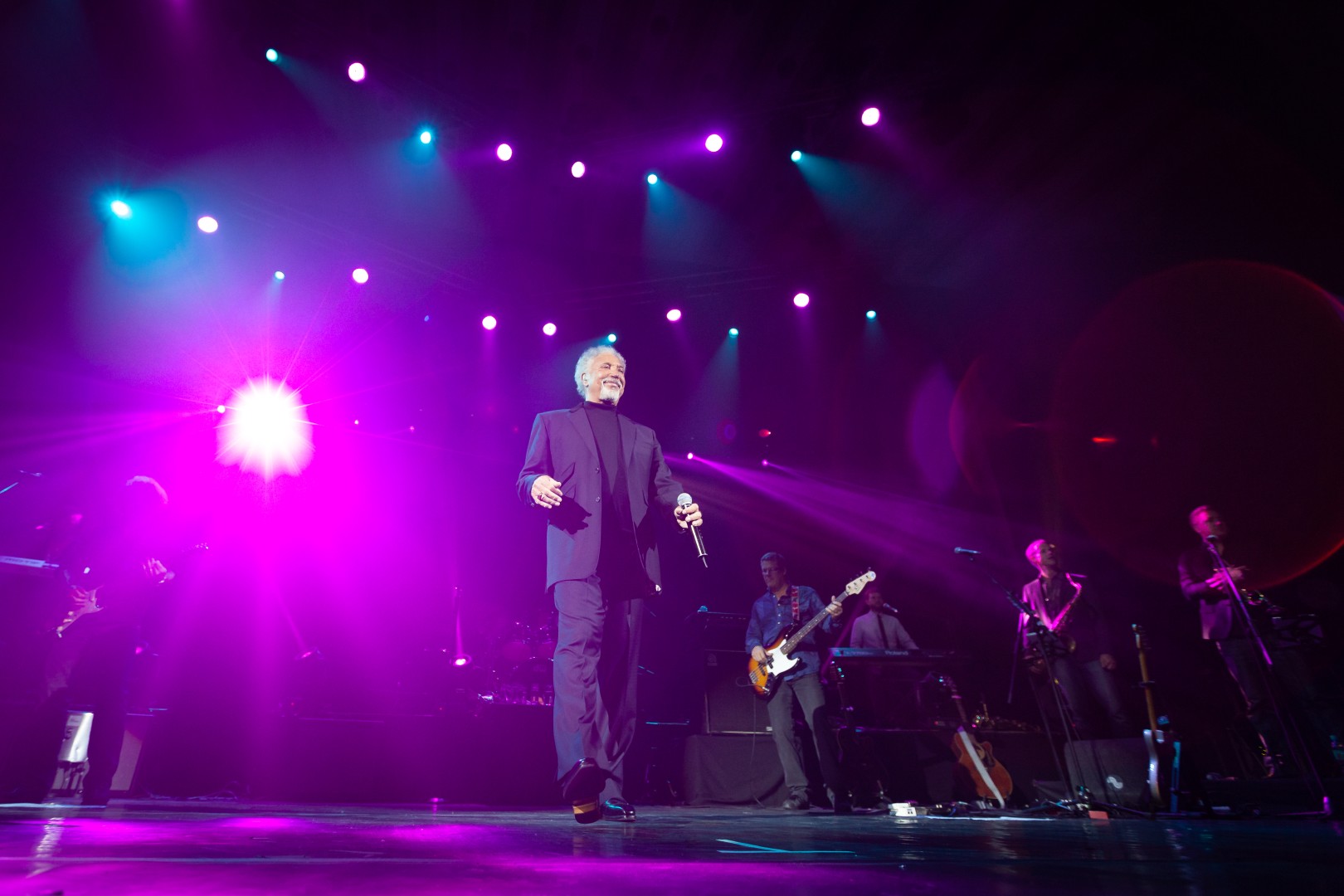 Tom Jones at Sala Palatului in Bucharest on November 1, 2013 (e7117a7055)