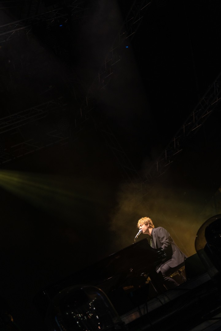 Tom Odell at National Arena in Bucharest on March 12, 2022 (7c9c4959a7)