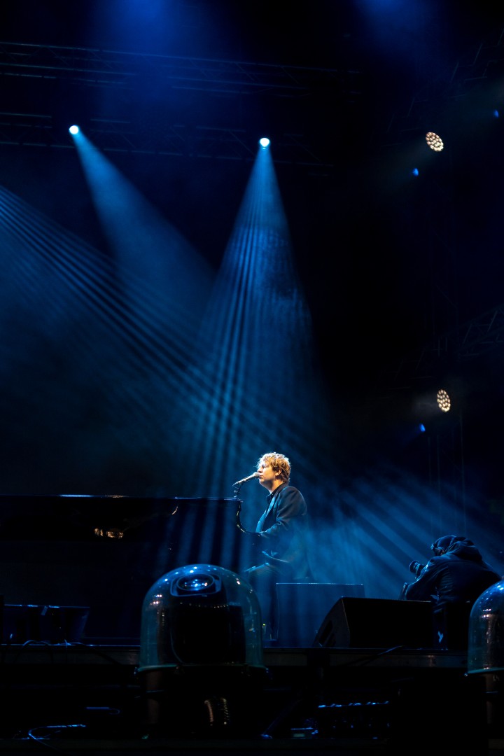 Tom Odell at National Arena in Bucharest on March 12, 2022 (8c90ae0d38)