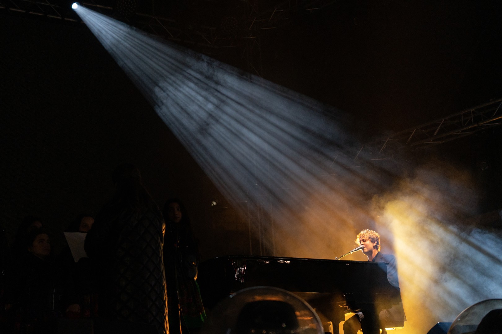 Tom Odell at National Arena in Bucharest on March 11, 2022 (a998e68782)