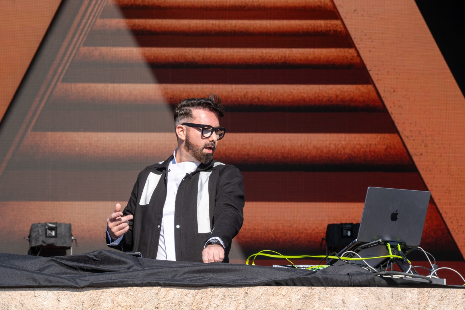 U-Gin in Mamaia on May 1, 2025 (81378f6235)